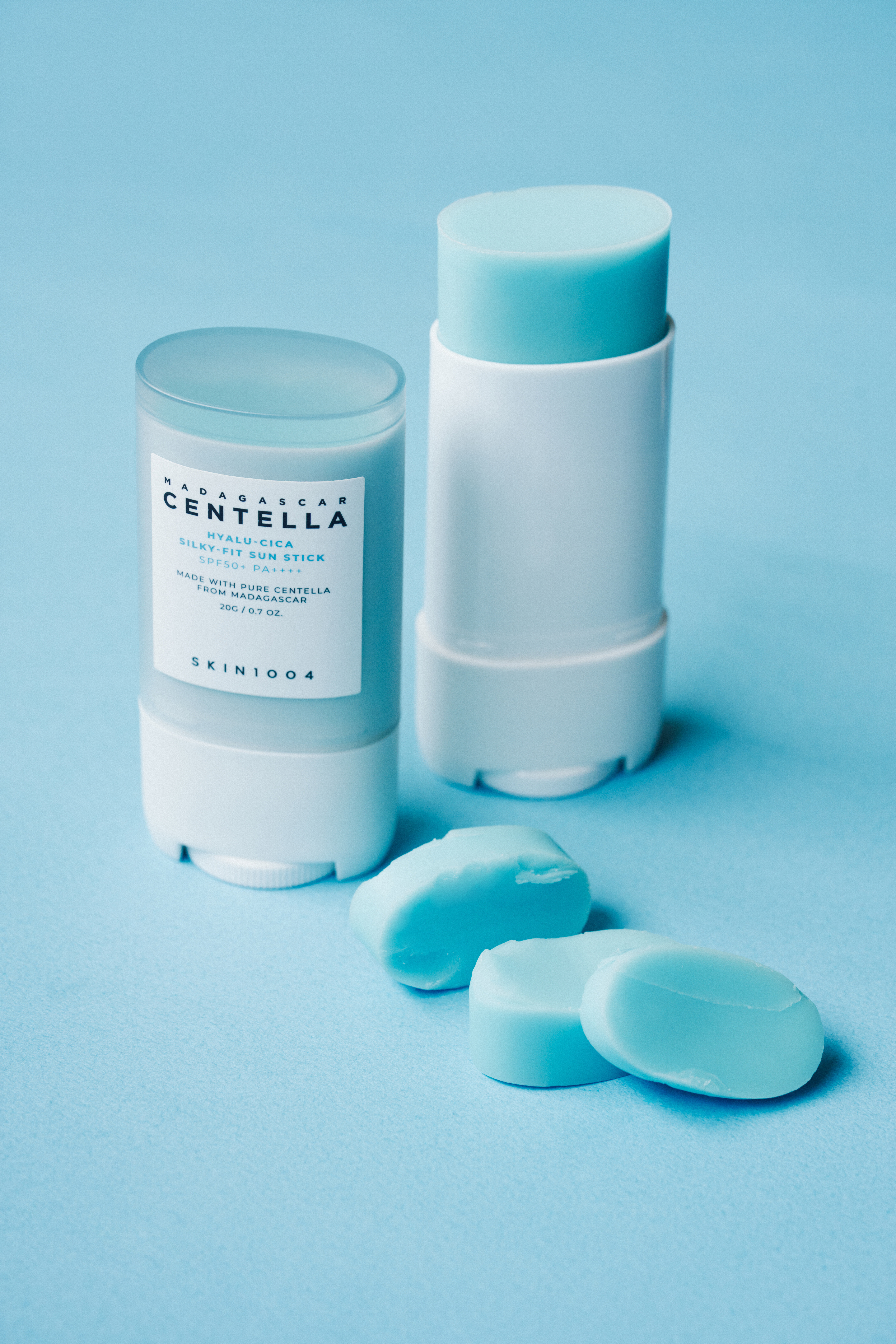 SKIN1004 Madagascar Centella Hyalu-Cica Silky-fit Sun Stick