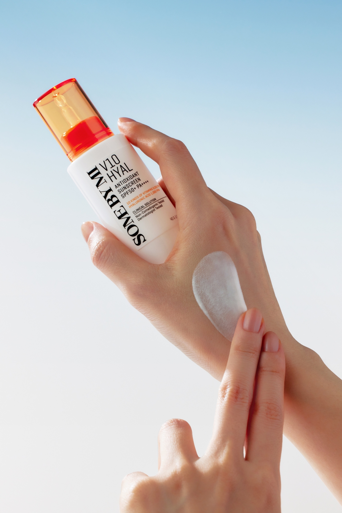 SOMEBYMI V10 HYAL Antioxidant Sunscreen SPF50+