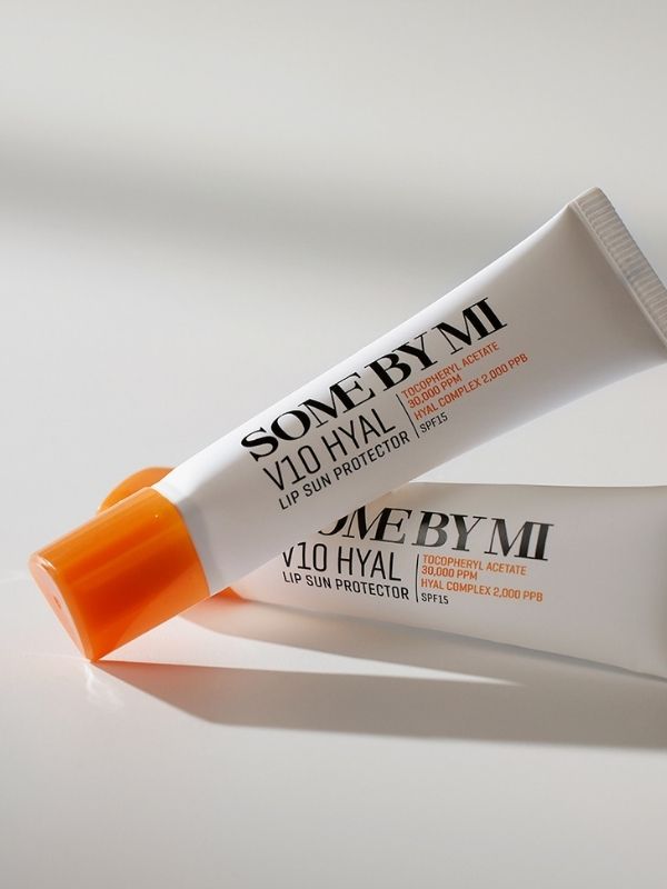 SOMEBYMI V10 HYAL Lip Sunprotection SPF15